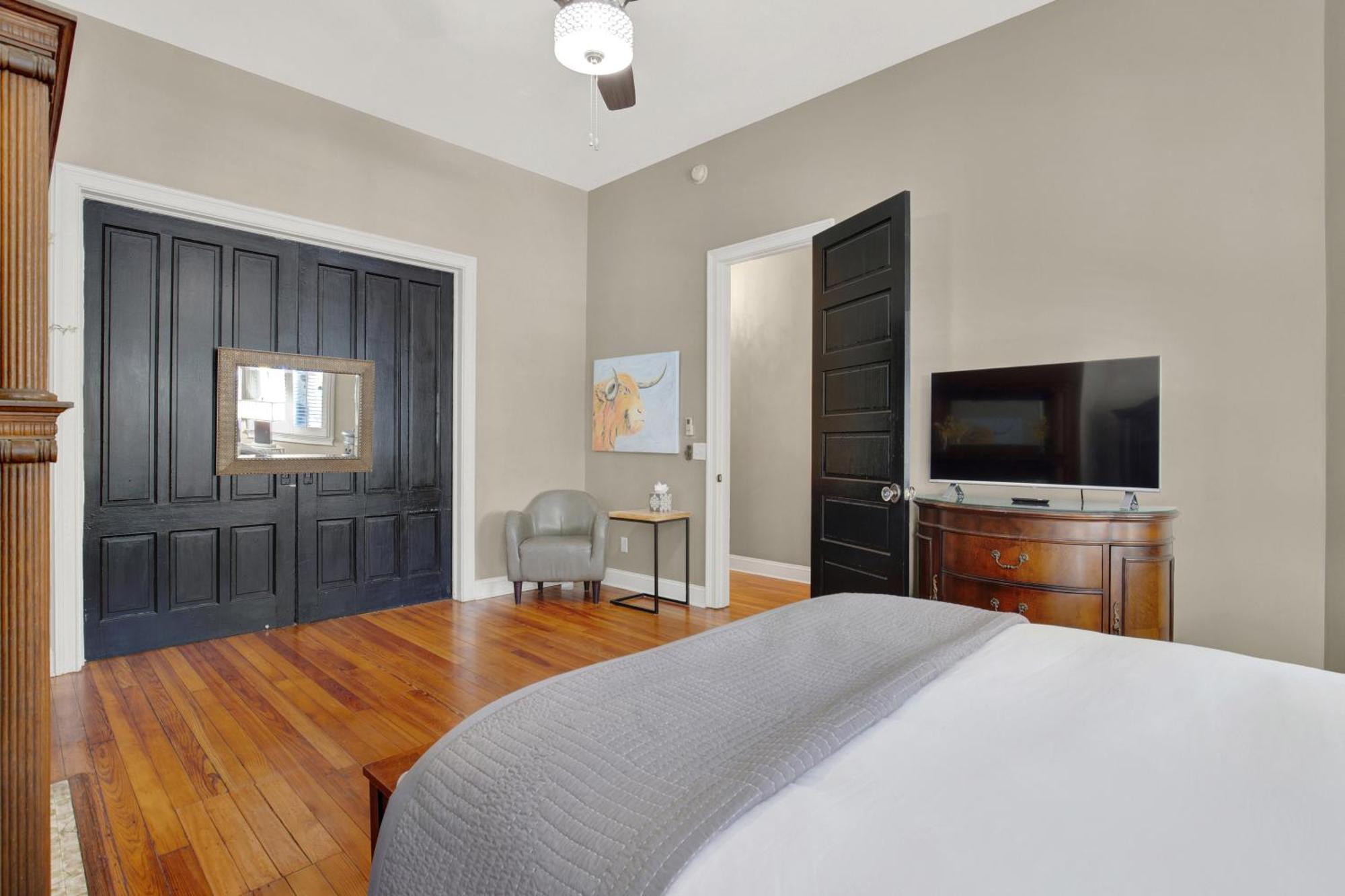 Starland Perch Estate Savannah